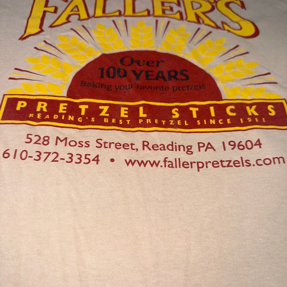 Fallers Pretzel‎ Sticks T Shirt Reading PA Over 100 Years Bayside XL